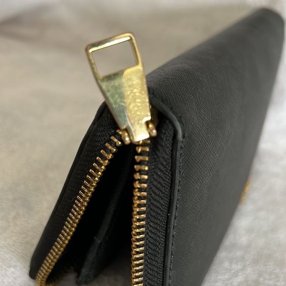 Tory Burch Large Black Zip Robinson leather Wallet 8.5 x 4 - Picture 6 of 6